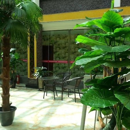 Xinhang Hotel Urumqi Ngoại thất bức ảnh